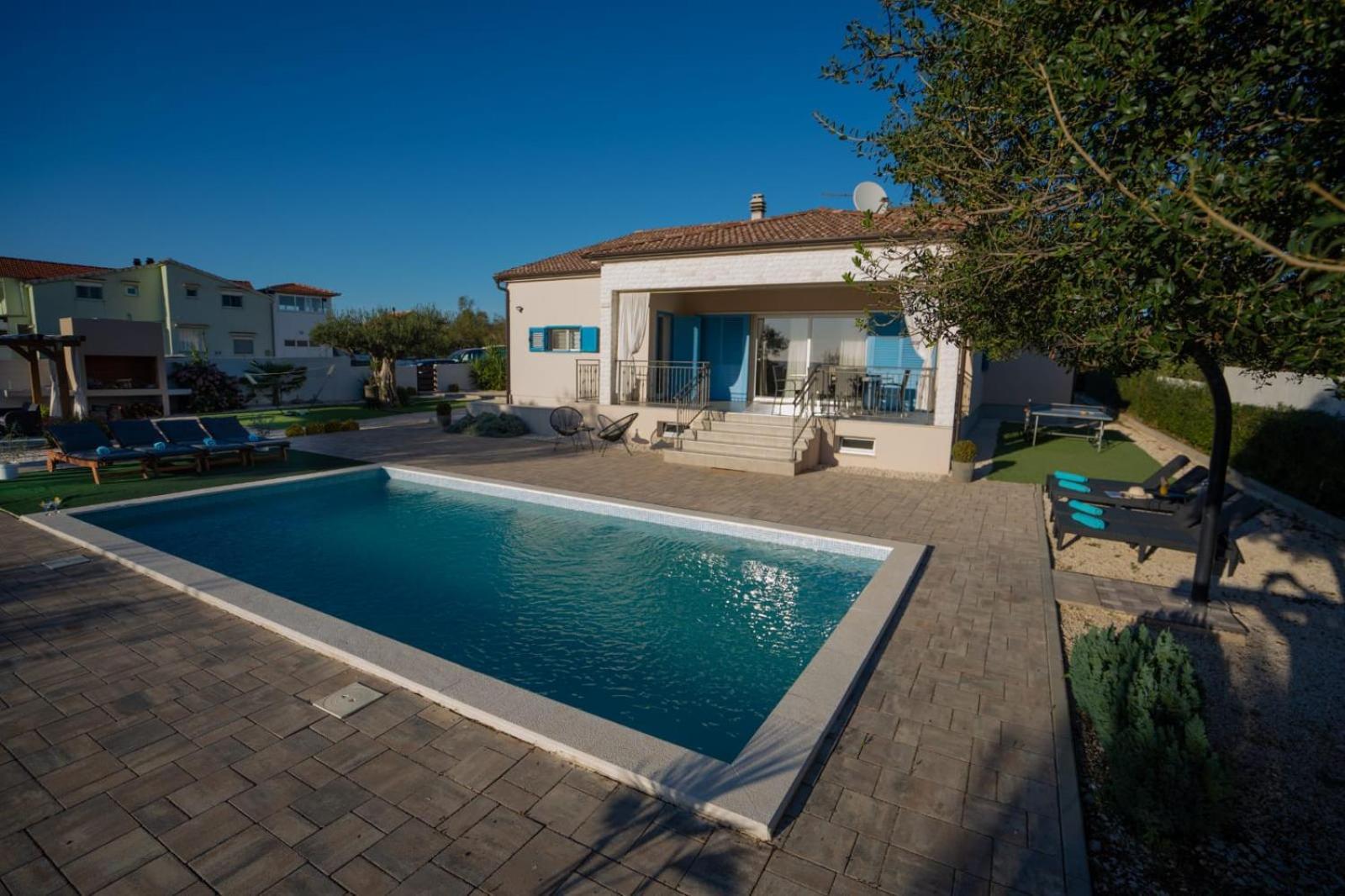Vila Casa Kamber With Pool *